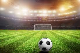 本赛季只剩4支球队有望加冕三冠王：巴萨、皇马