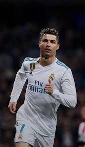 执法有温度，马宁在点球大战结束后，安慰南通队失点队员